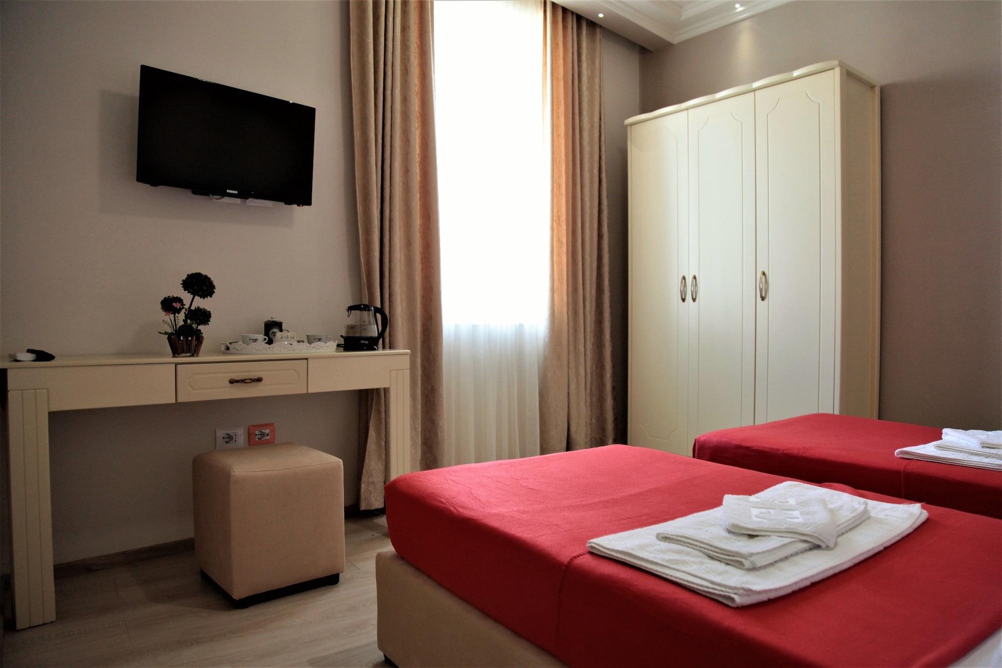 Hotel Veliera Durrës Exteriör bild
