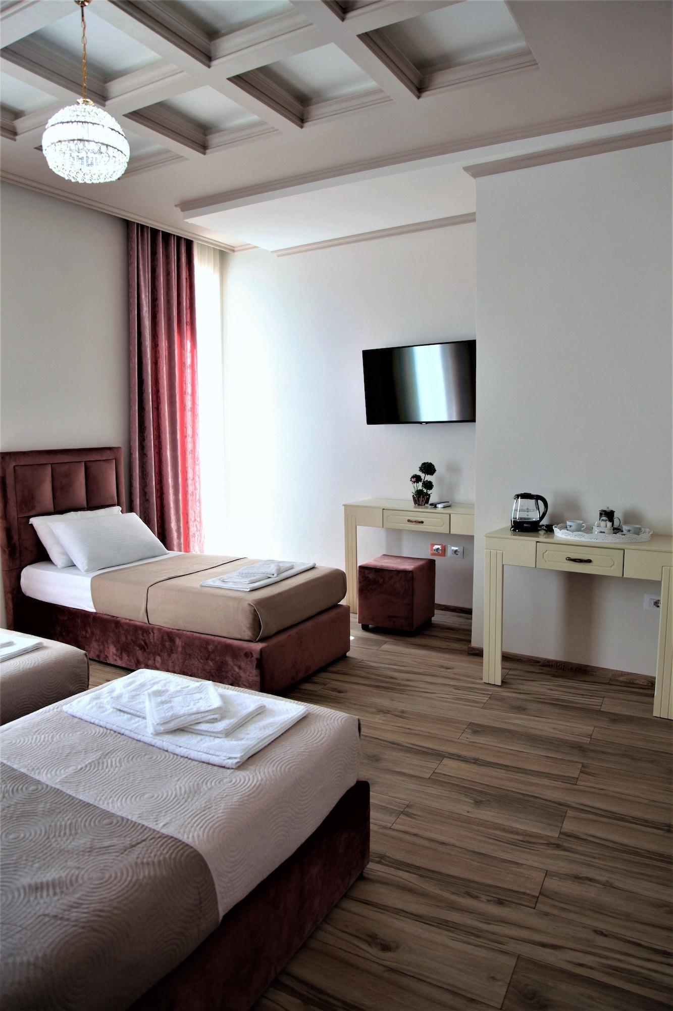 Hotel Veliera Durrës Exteriör bild